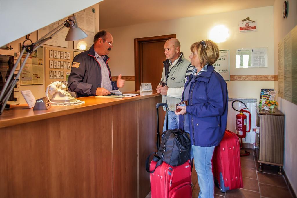 福利亚诺 Bio-Agriturismo Parco Rurale "Alture Di Polazzo"旅馆 外观 照片